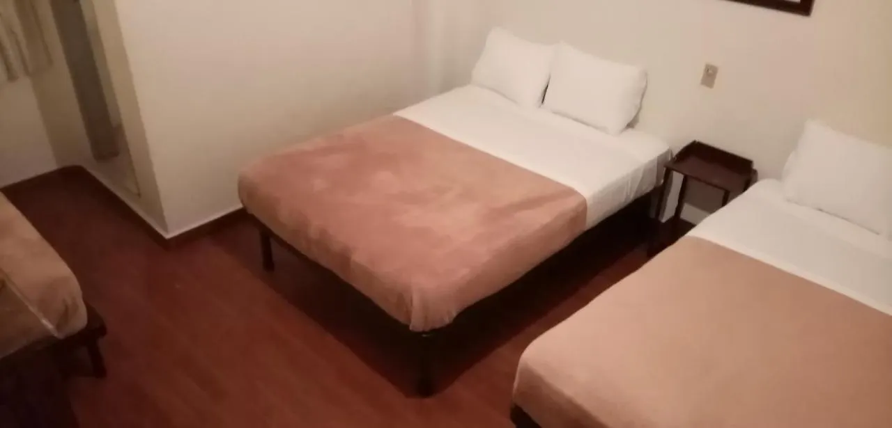 **  Nueva York Hotel Guadalajara México