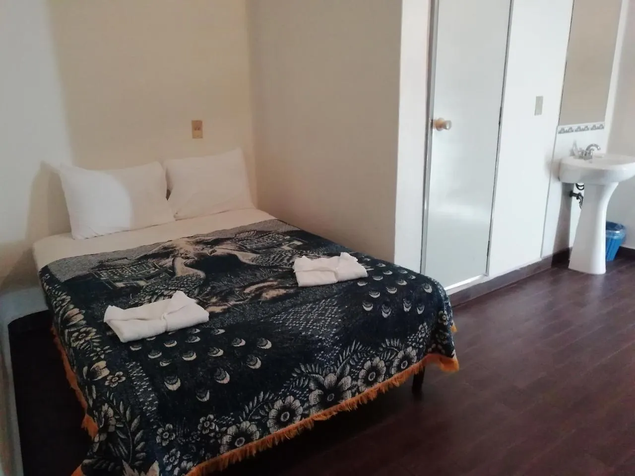 Nueva York Hotel Guadalajara 2*,